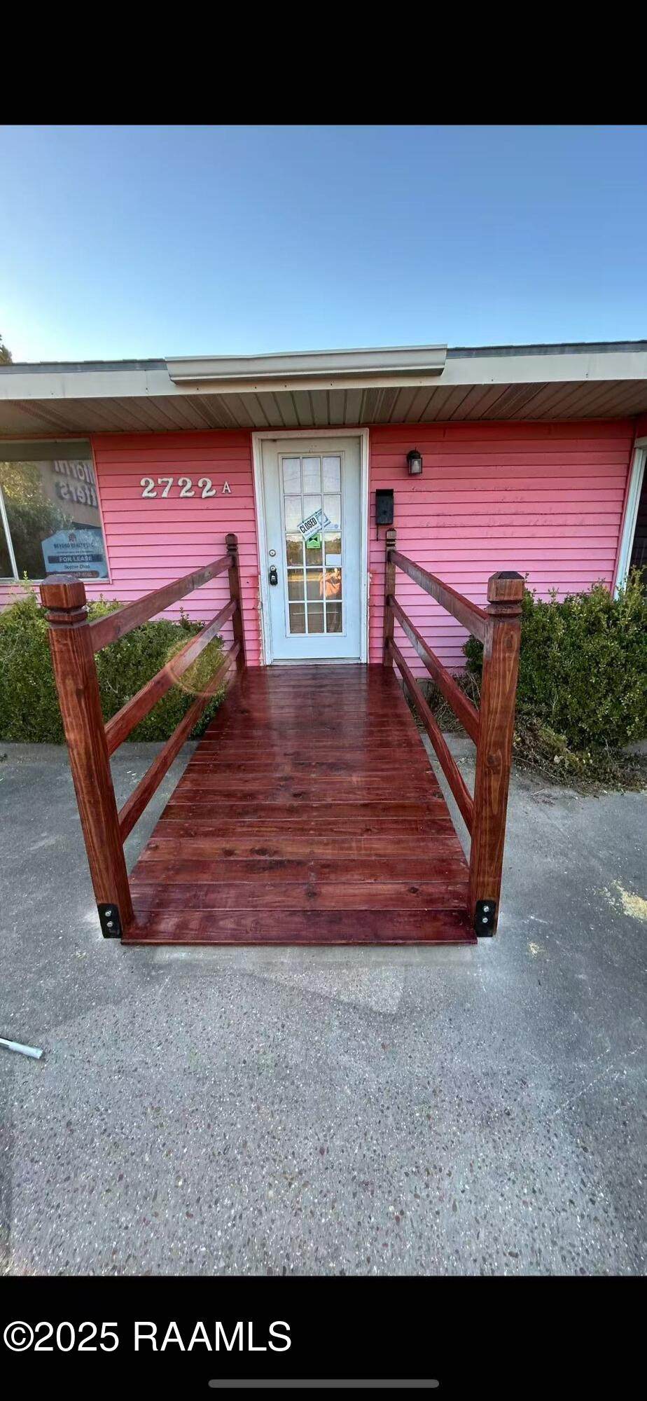 2722 Kaliste Saloom Road - Photo 1