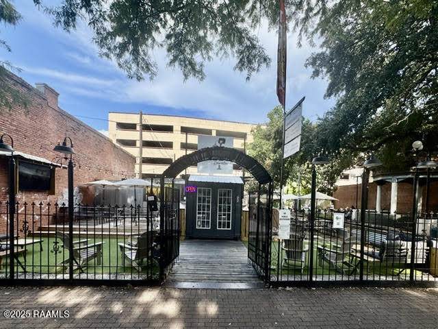 537 Jefferson Street - Photo 1