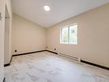 118 Mclaughlin Avenue - Photo 15