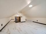 118 Mclaughlin Avenue - Photo 16