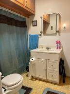 572 E. Main St. - Photo 14