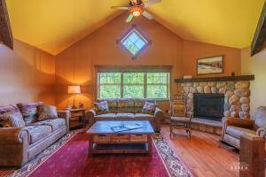 6 Bowman Lane - Photo 1