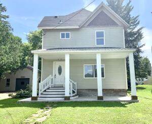 1048 East Main St - Photo 1