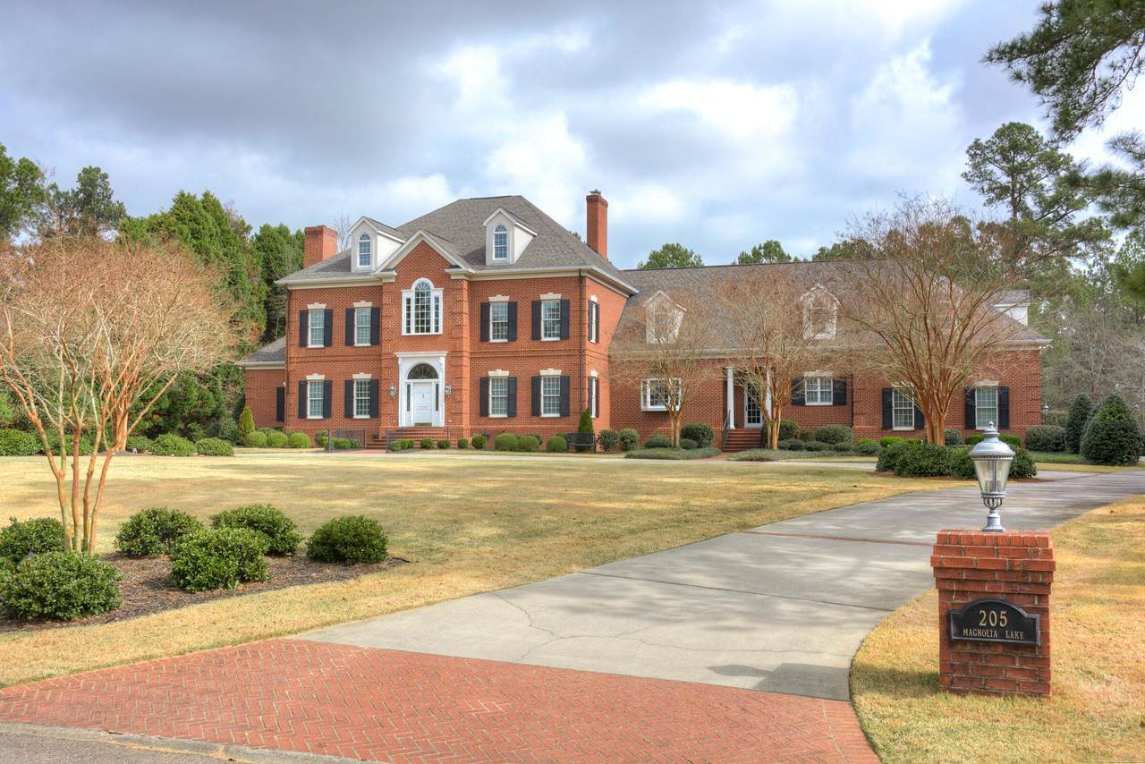 205 Magnolia Lake Road - Photo 1