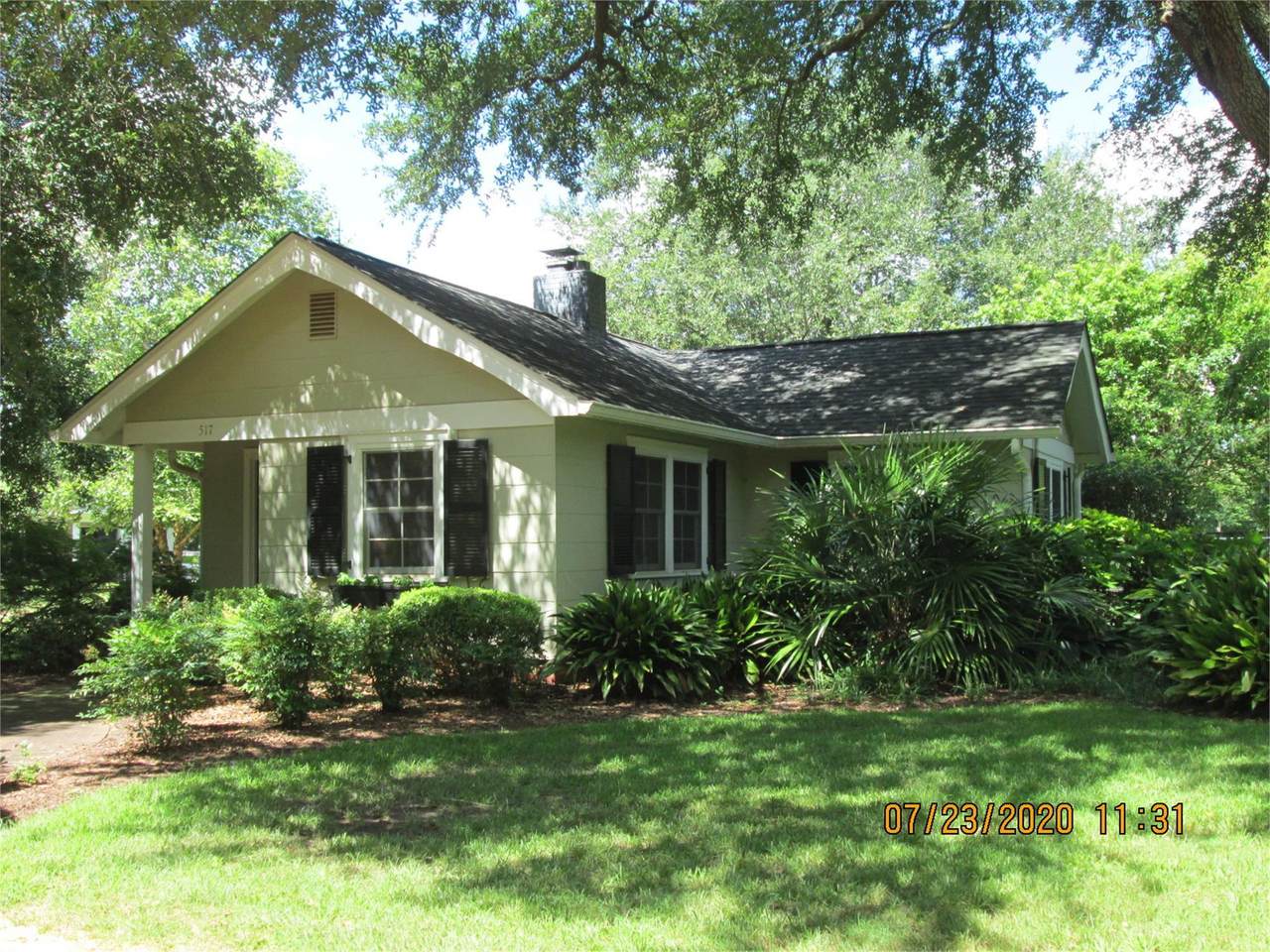 517 Marion Street - Photo 1