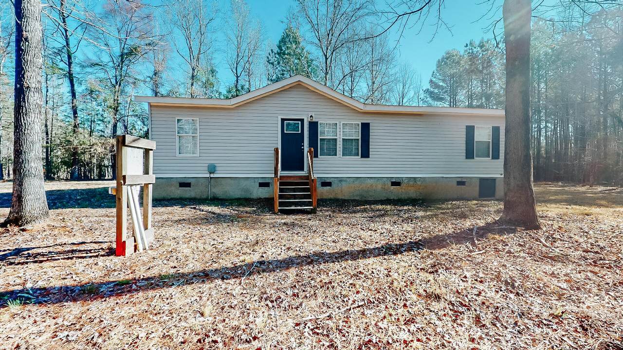 221 Dogwood Lane - Photo 1