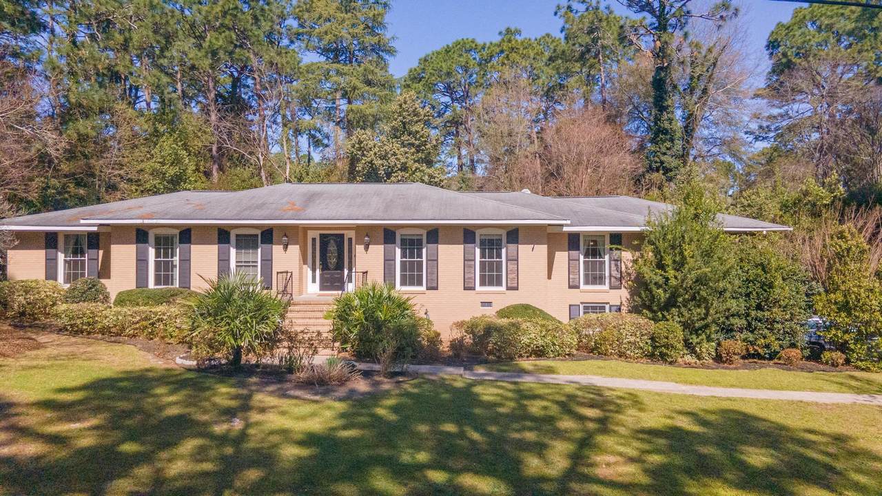 3209 Colonial Drive - Photo 1