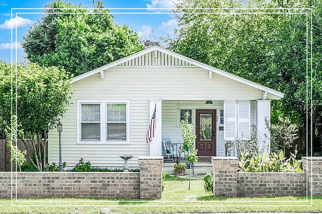 844 Heard Avenue - Photo 1