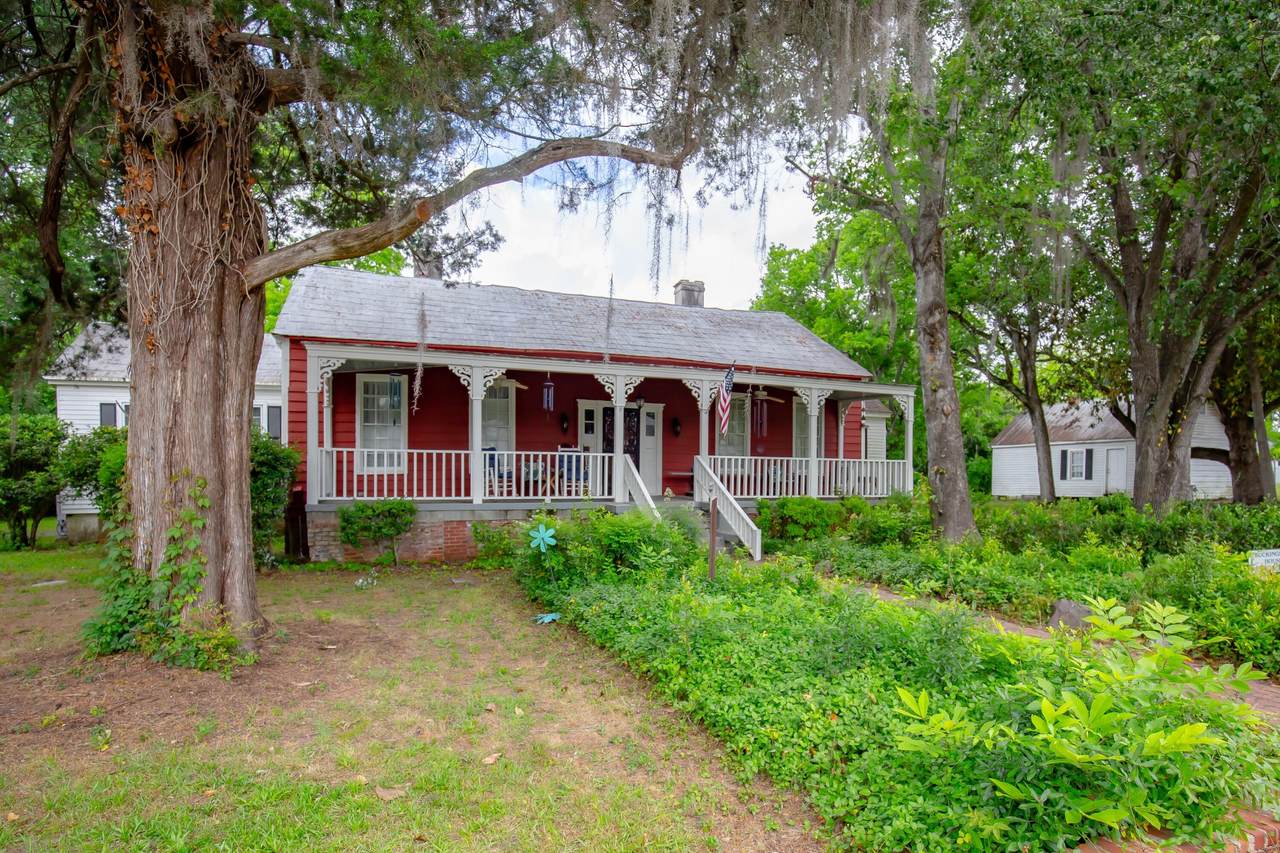 1403 Jackson Street - Photo 1