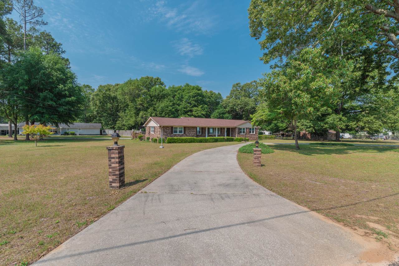 5050 Woodcrest Way - Photo 1