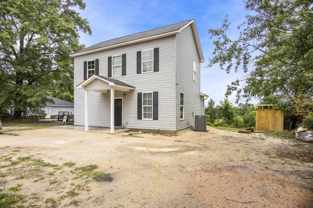 844 Harold Lane - Photo 1