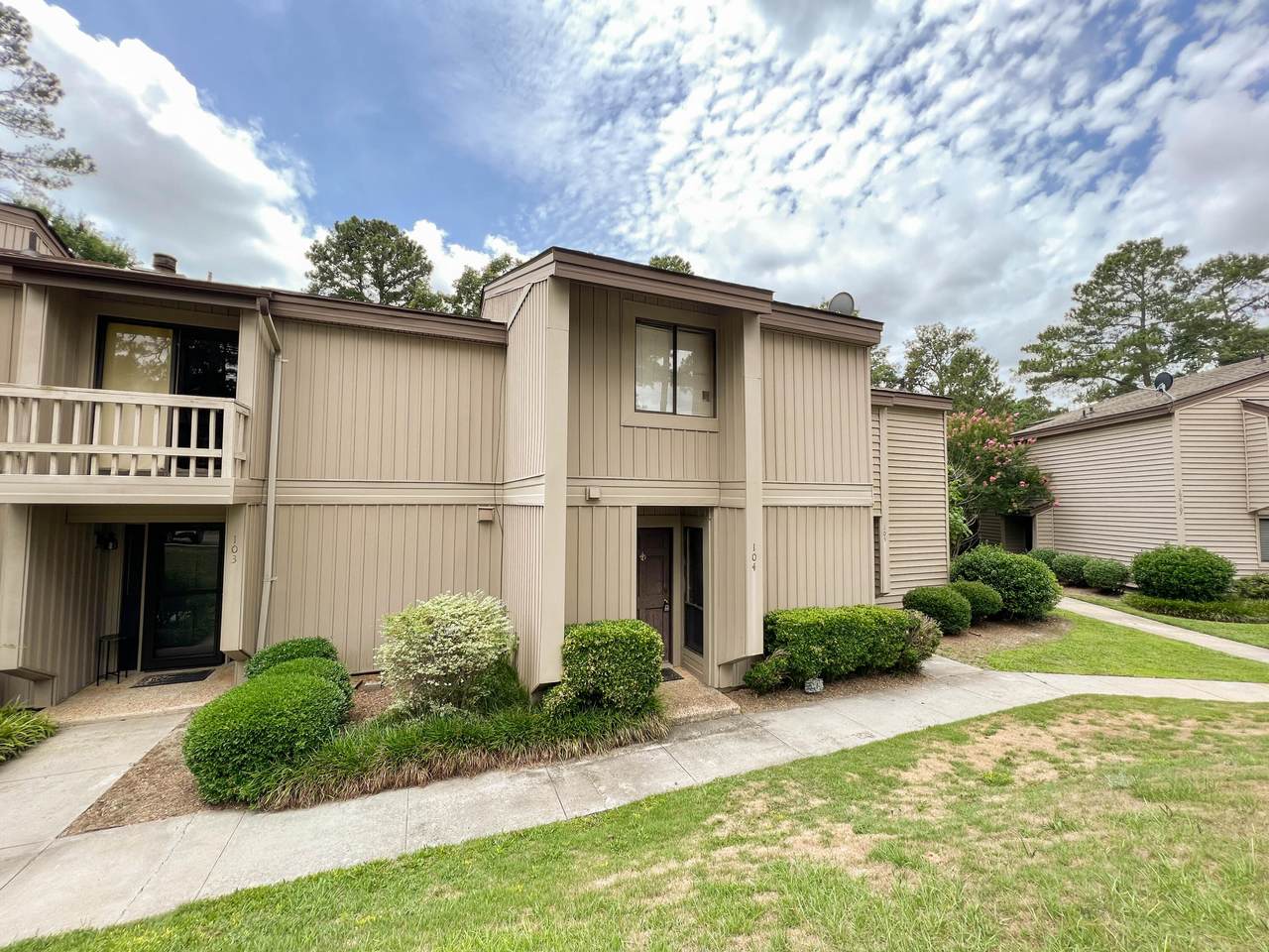 104 Bunkers Drive - Photo 1