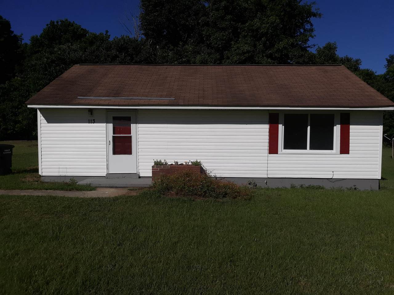113 Phebe Street - Photo 1