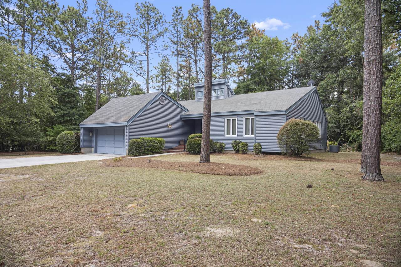 1880 Huckleberry Drive - Photo 1