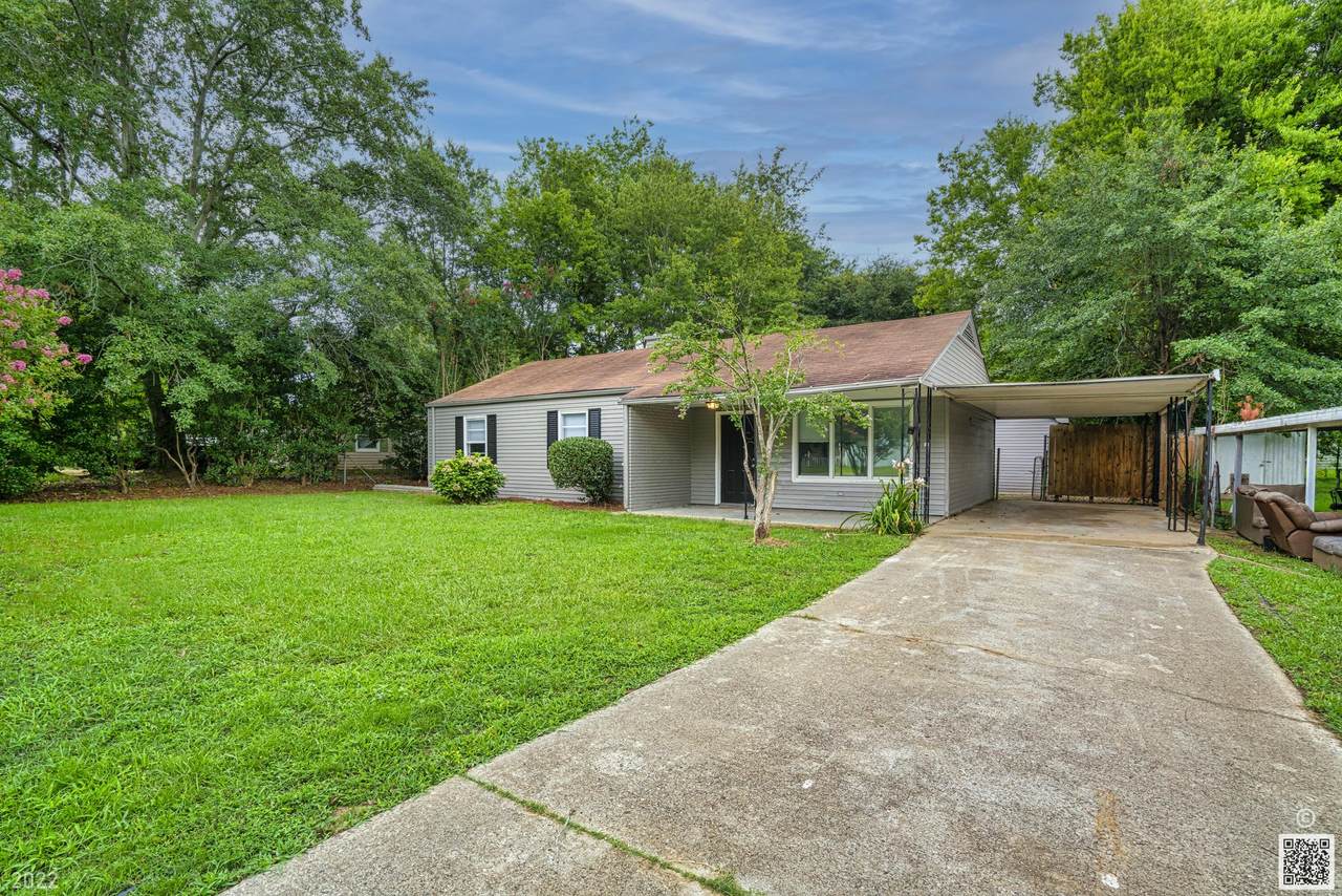 1126 Alfred Street - Photo 1