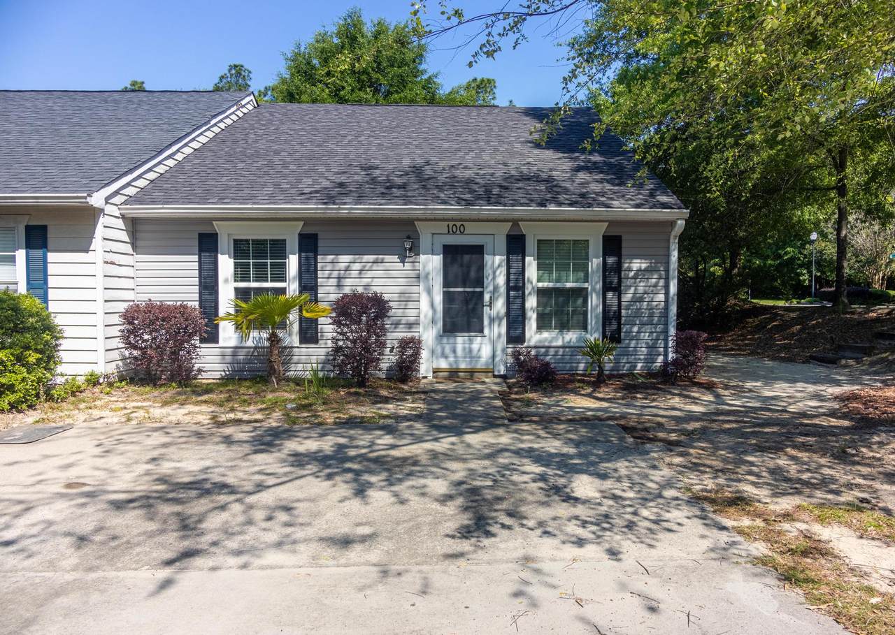100 Raintree Court - Photo 1