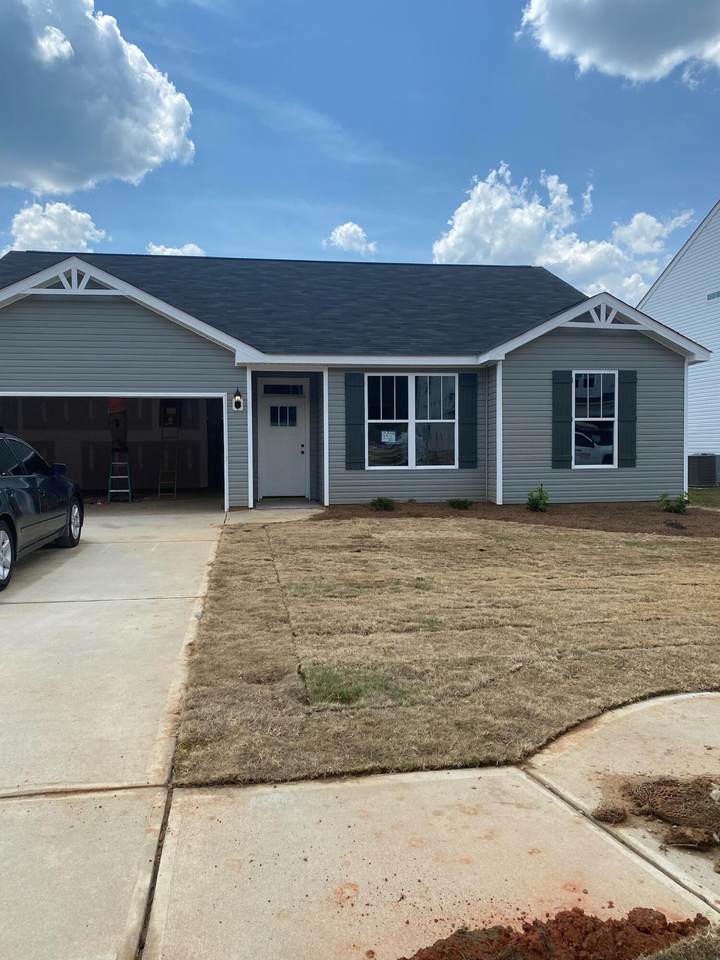 235 Silver Court - Photo 1