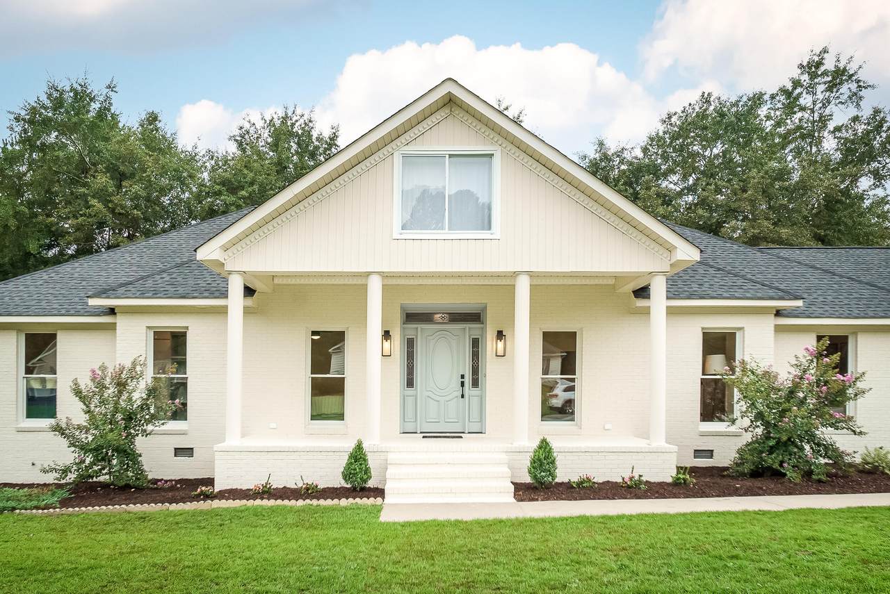 121 Sessions Drive - Photo 1
