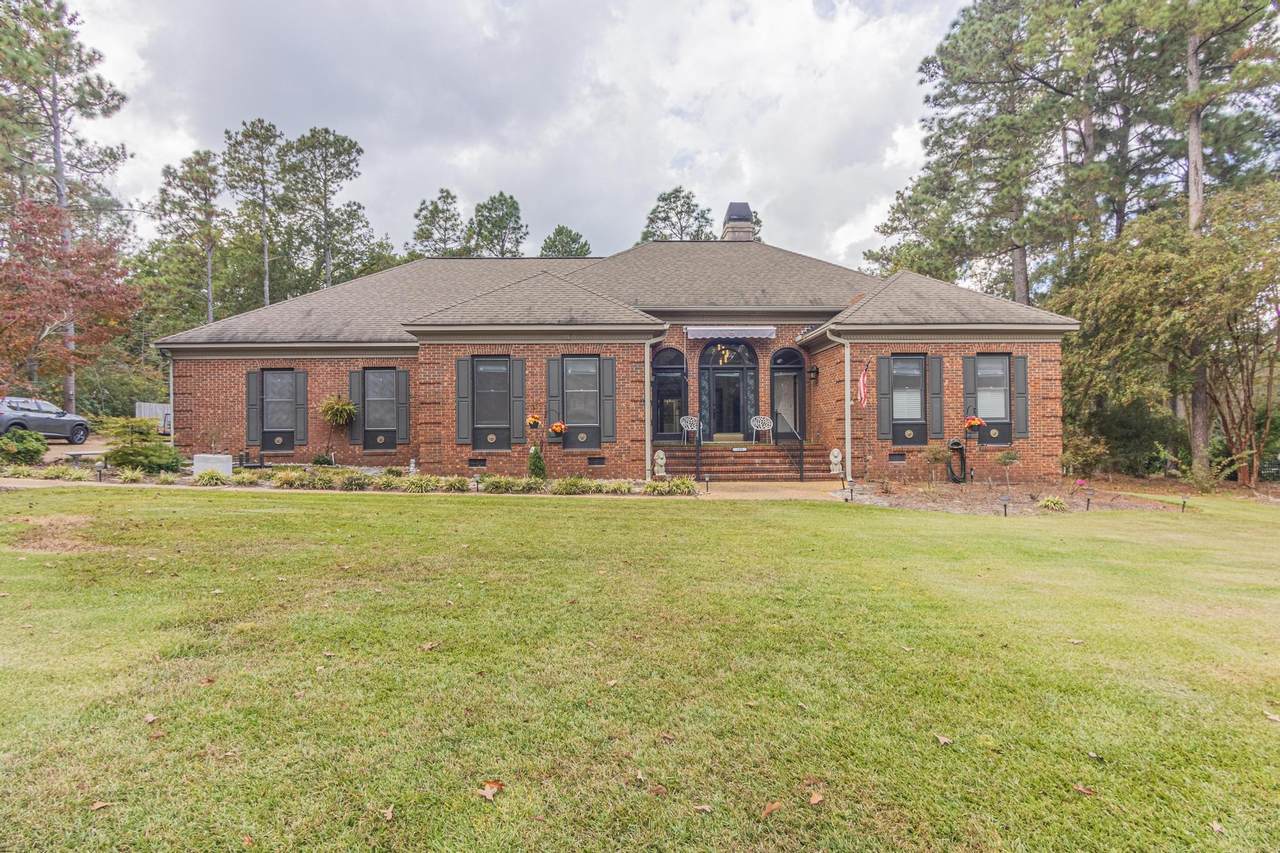 200 Red Oak Lane - Photo 1