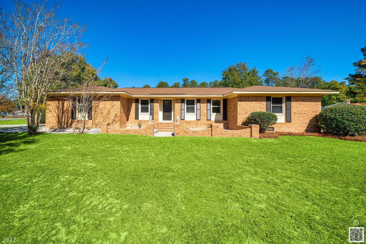 2242 Shawnee Drive - Photo 1