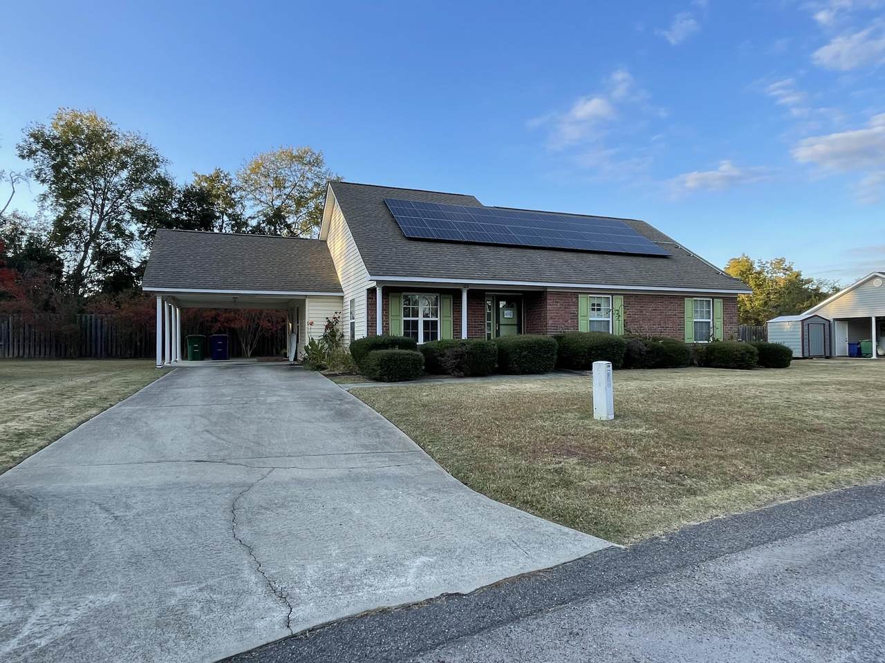 122 Edrie Oaks Circle - Photo 1