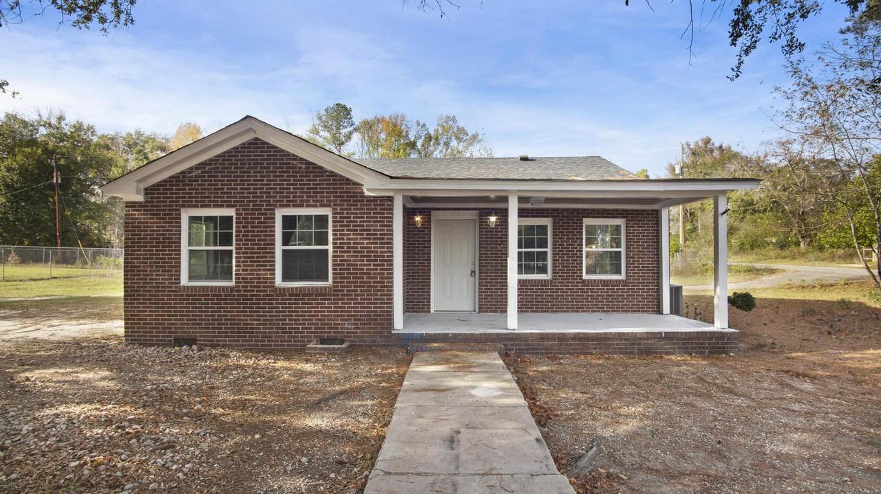 178 Front Street - Photo 1