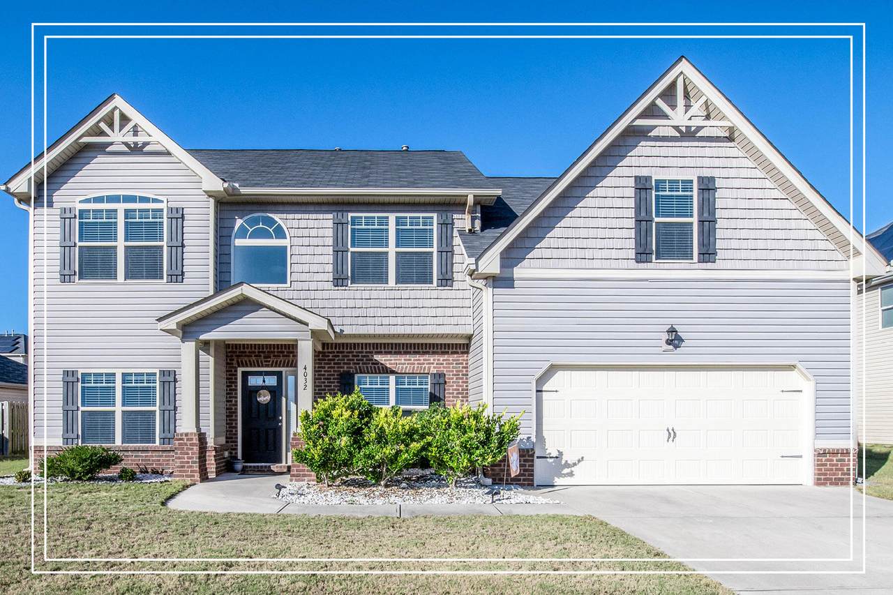 4032 Oval Terrace - Photo 1