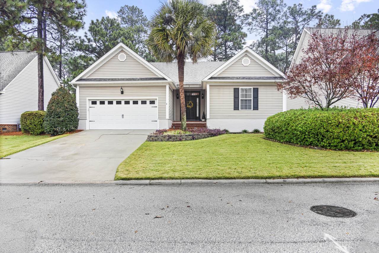 8 Juniper Loop - Photo 1