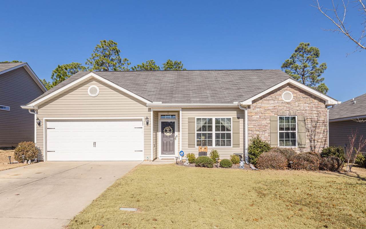 565 Colston Avenue - Photo 1