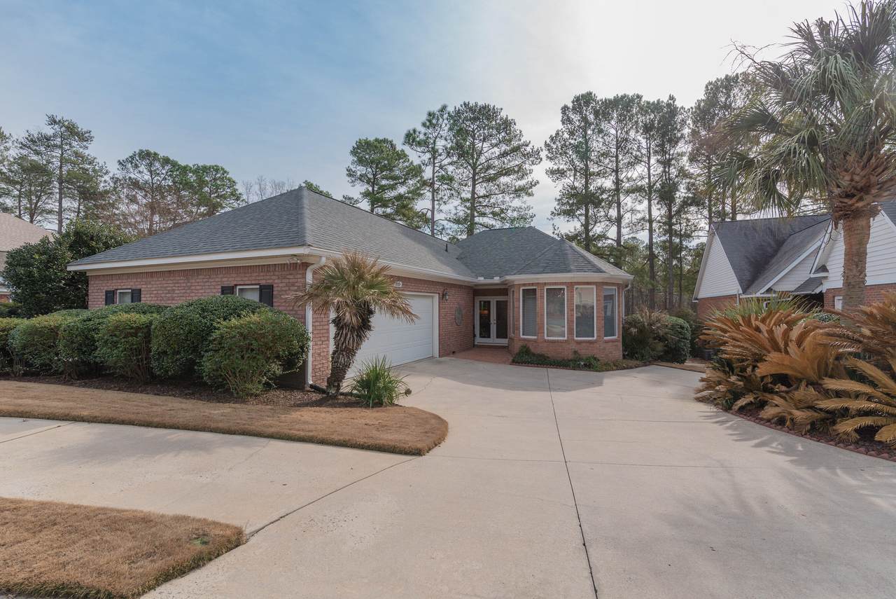 110 Hunters Run Drive - Photo 1