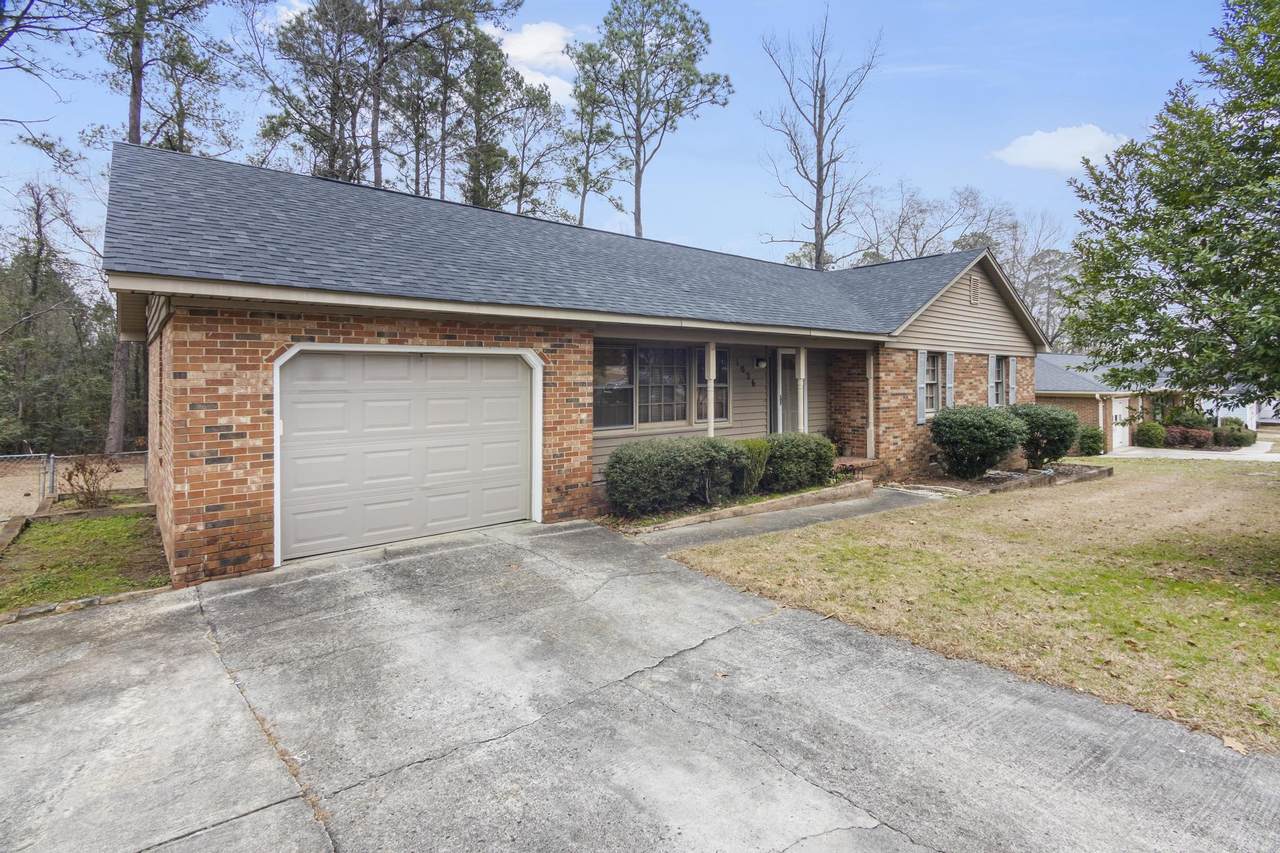 1026 Todd Avenue - Photo 1