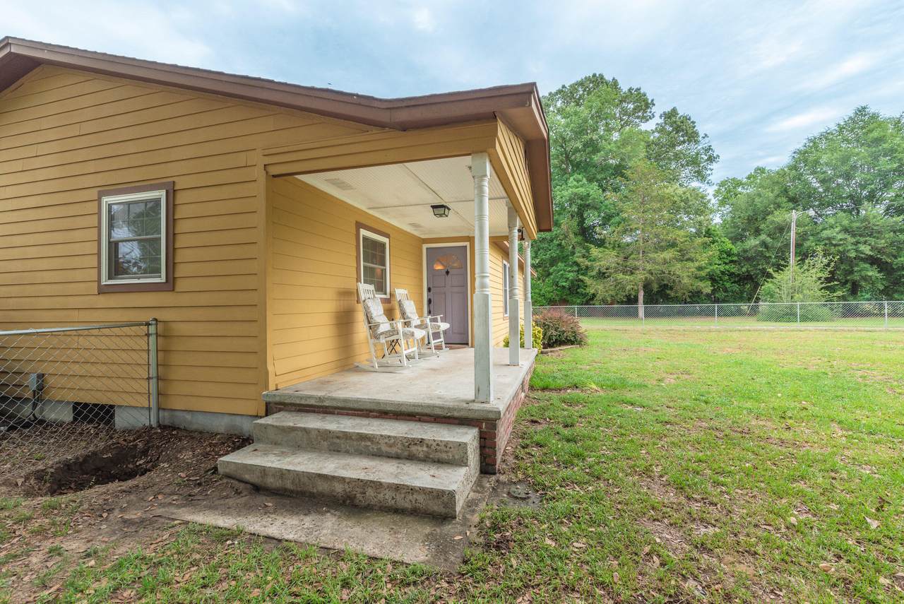 13364 Highway 64, BARNWELL, SC 29812 (MLS 211877) Shannon Rollings