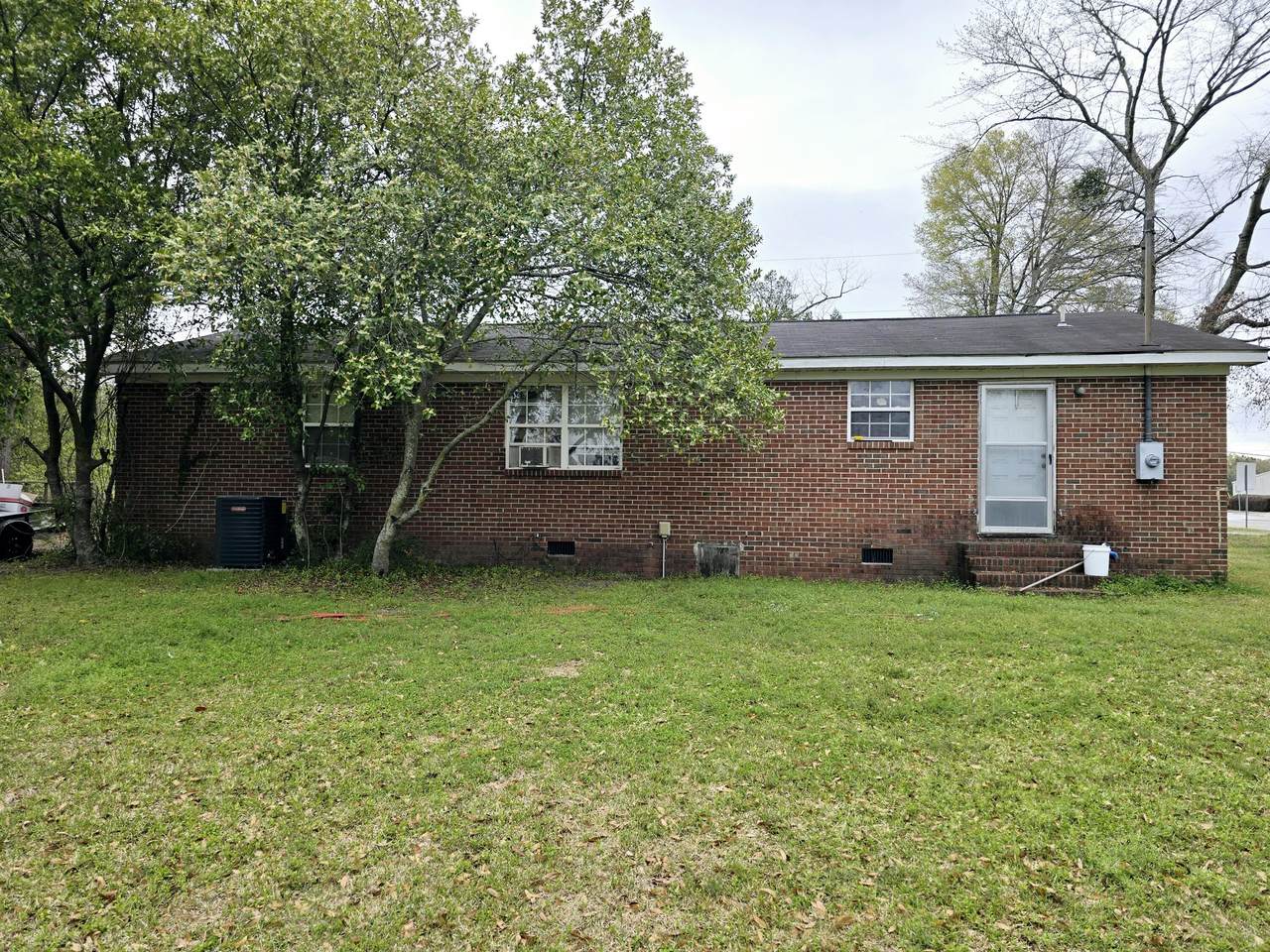https://bt-photos.global.ssl.fastly.net/aiken2/1280_boomver_1_216475-2.jpg