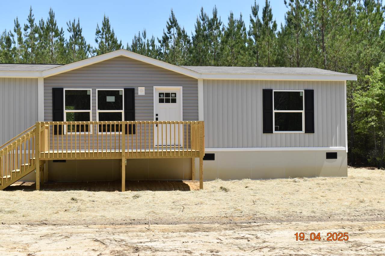 807 Warbonnet Road - Photo 1