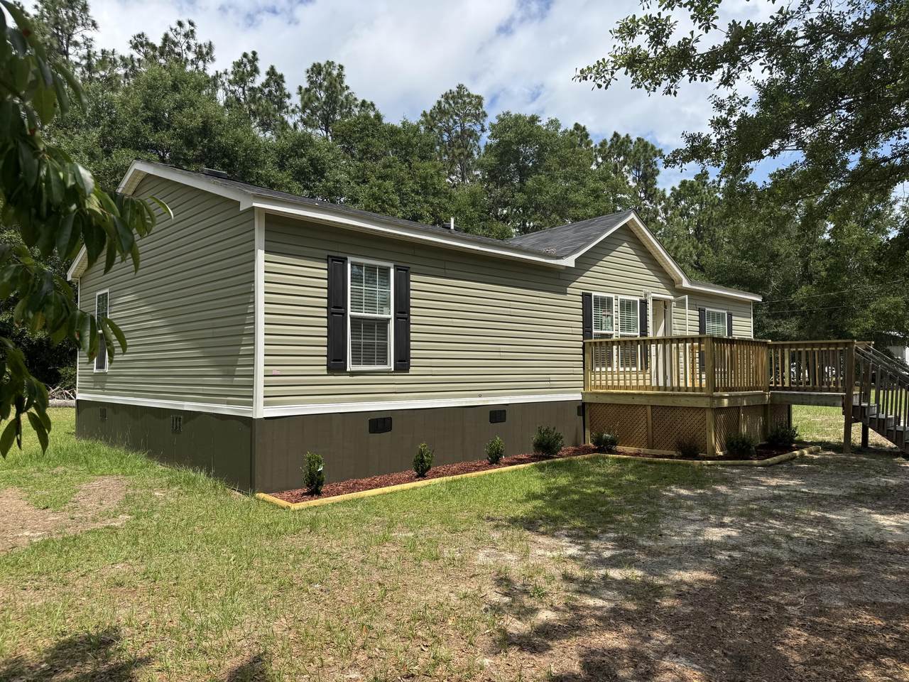 93 Carter Circle - Photo 1