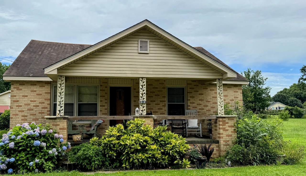 289 Cathy Drive - Photo 1