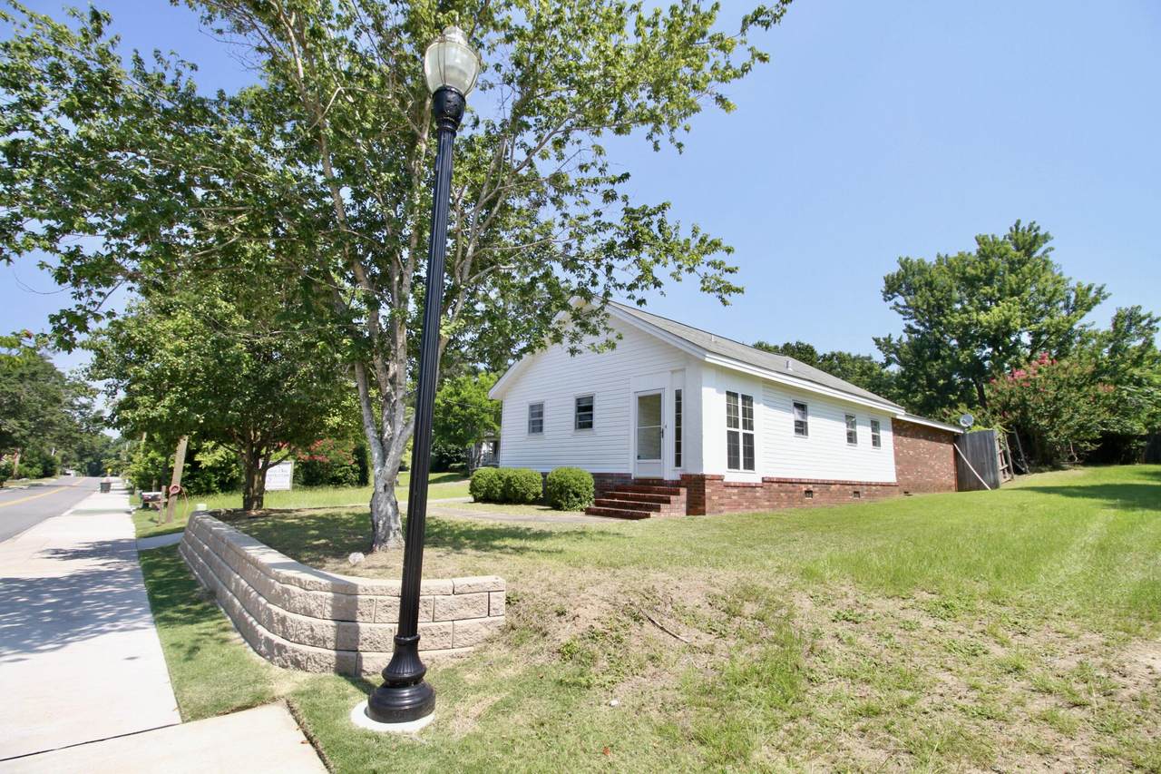 205 Bluff Avenue - Photo 1