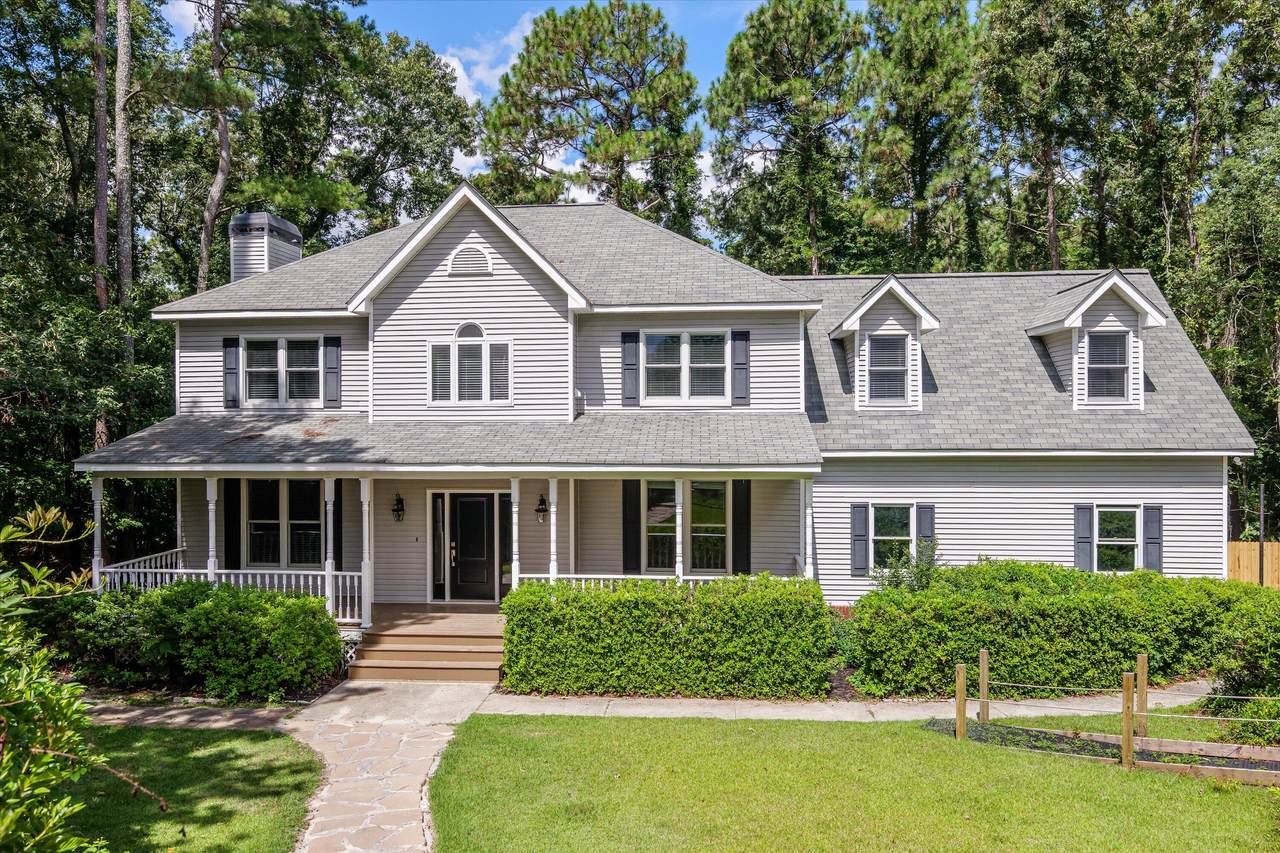 104 Midlothian Court - Photo 1