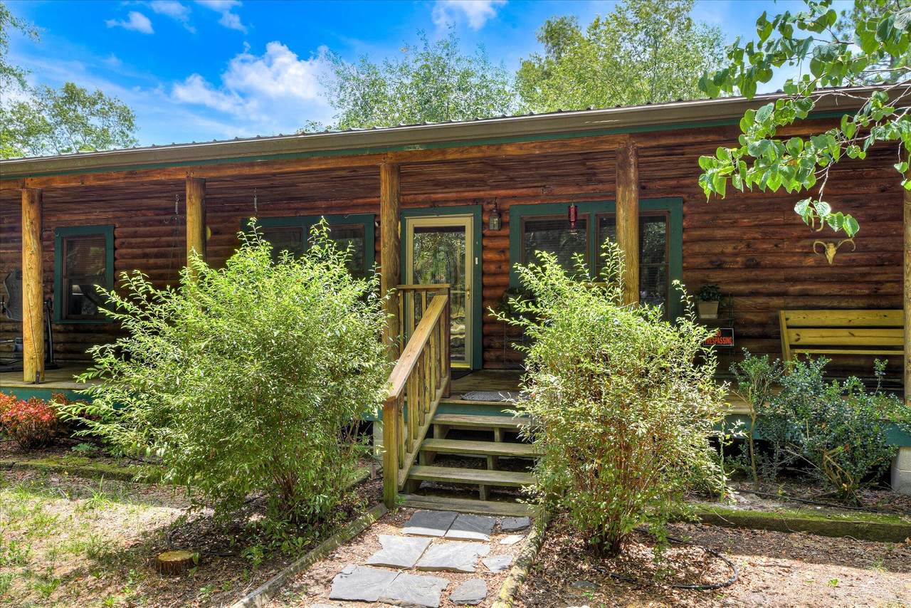 4820 Columbia Highway - Photo 1