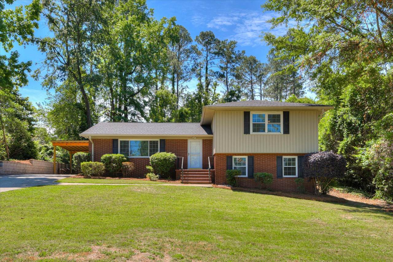 813 Hammond Drive - Photo 1