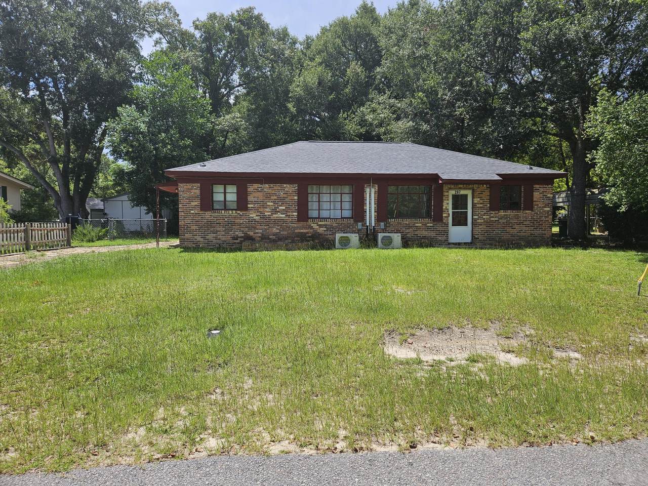 287~289 Oak Lane - Photo 1