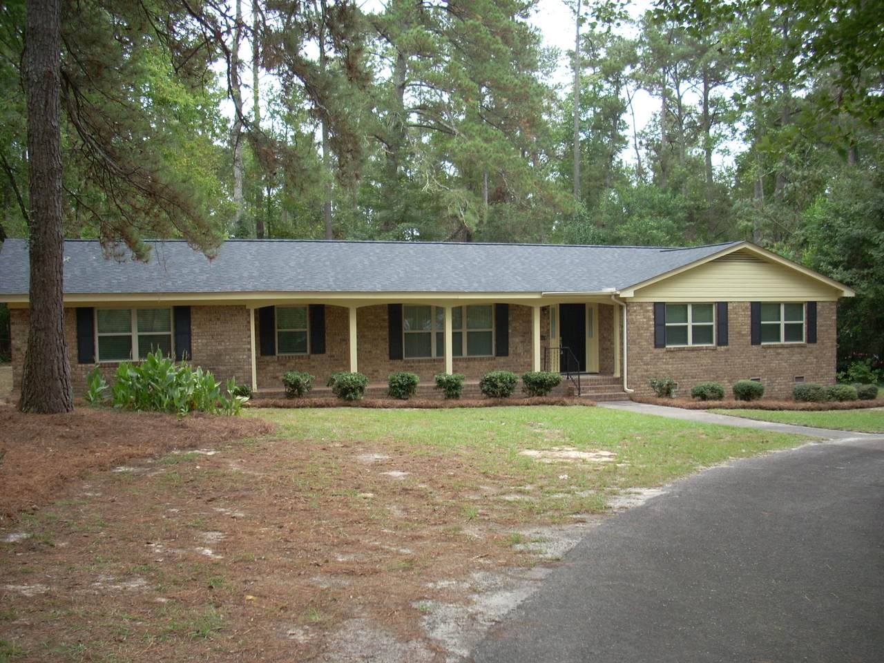 2111 Warren Court - Photo 1