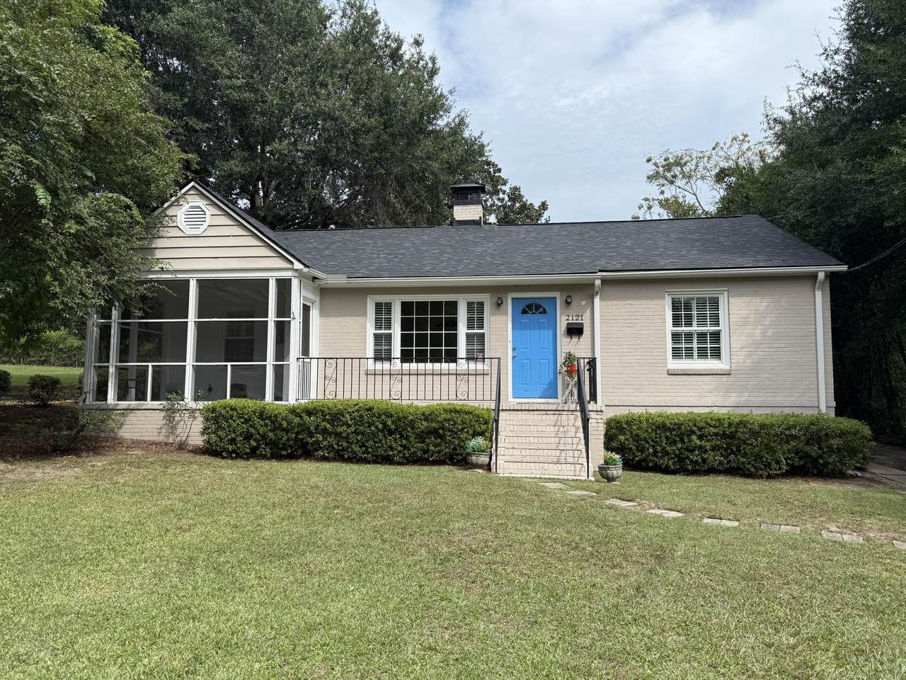 2121 Mcdowell Street - Photo 1