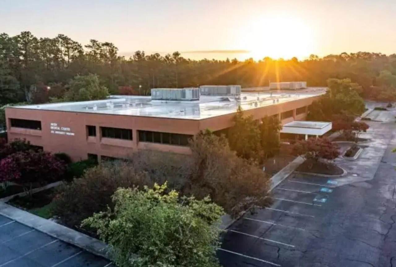 410 University Parkway - Photo 1