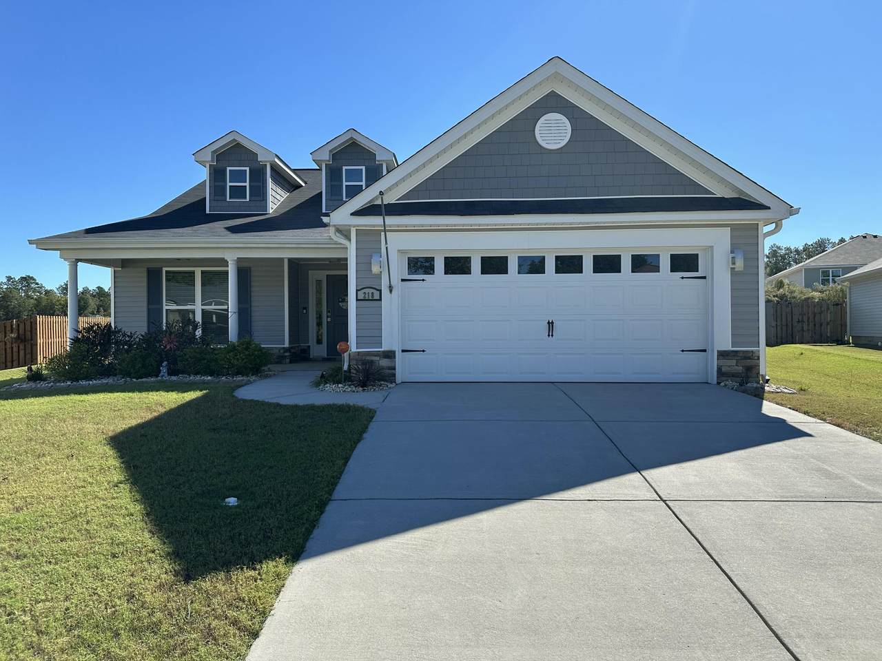 218 Atherstone Street - Photo 1