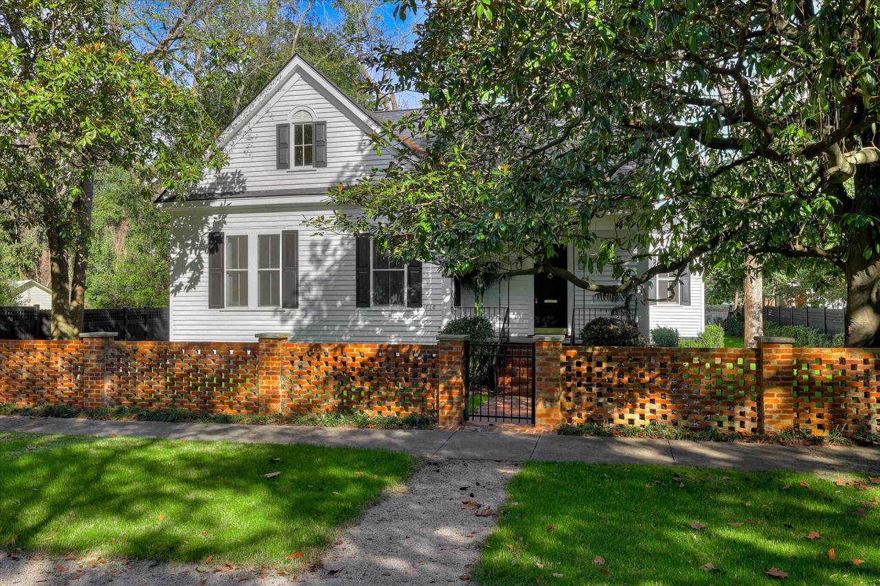 718 Boundary Avenue - Photo 1