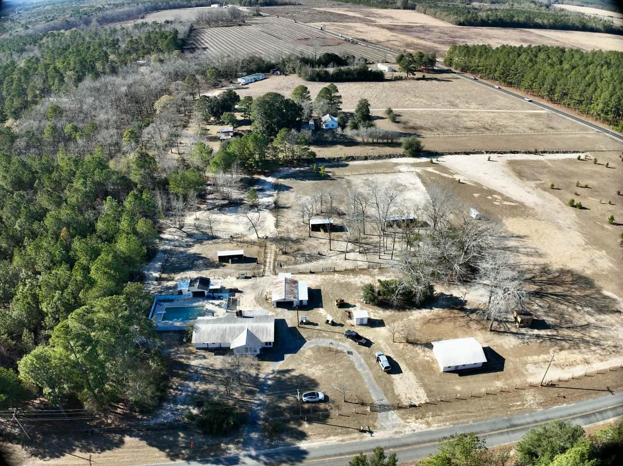 142 Hopewell Road - Photo 1