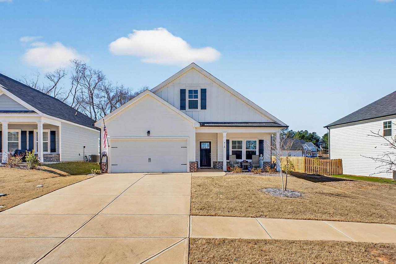 410 Longford Street - Photo 1