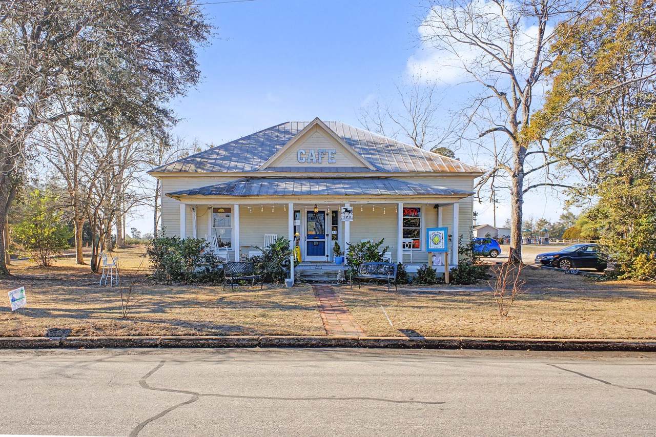 529 Middleton Drive - Photo 1