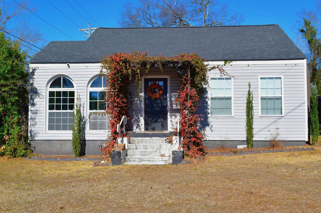 1101 Pine Drive - Photo 1
